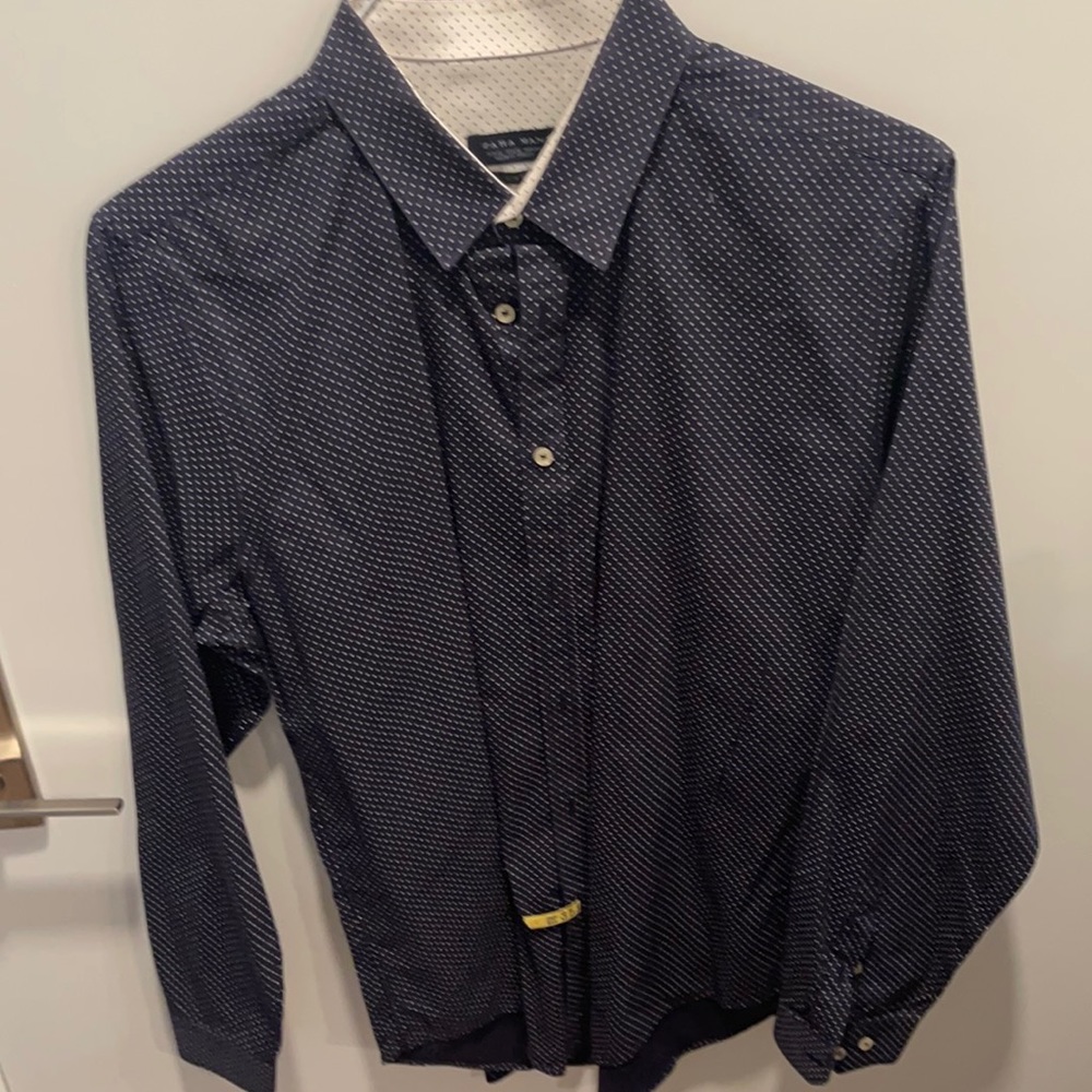 Men’s Zara shirt